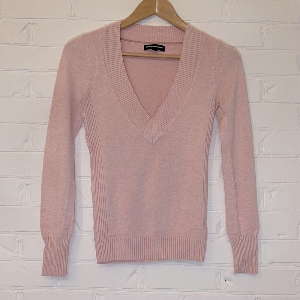Express Baby Pink Lightweight V-Neck Sweater XS